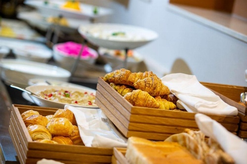 Golden Tulip Doha Hotel image 38